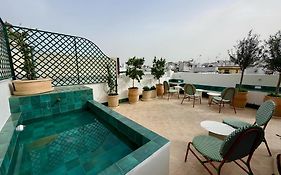 Eva Recommends Alameda Sevilla
